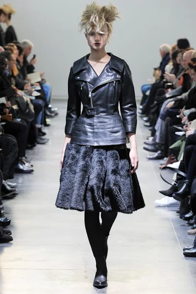 Look 7